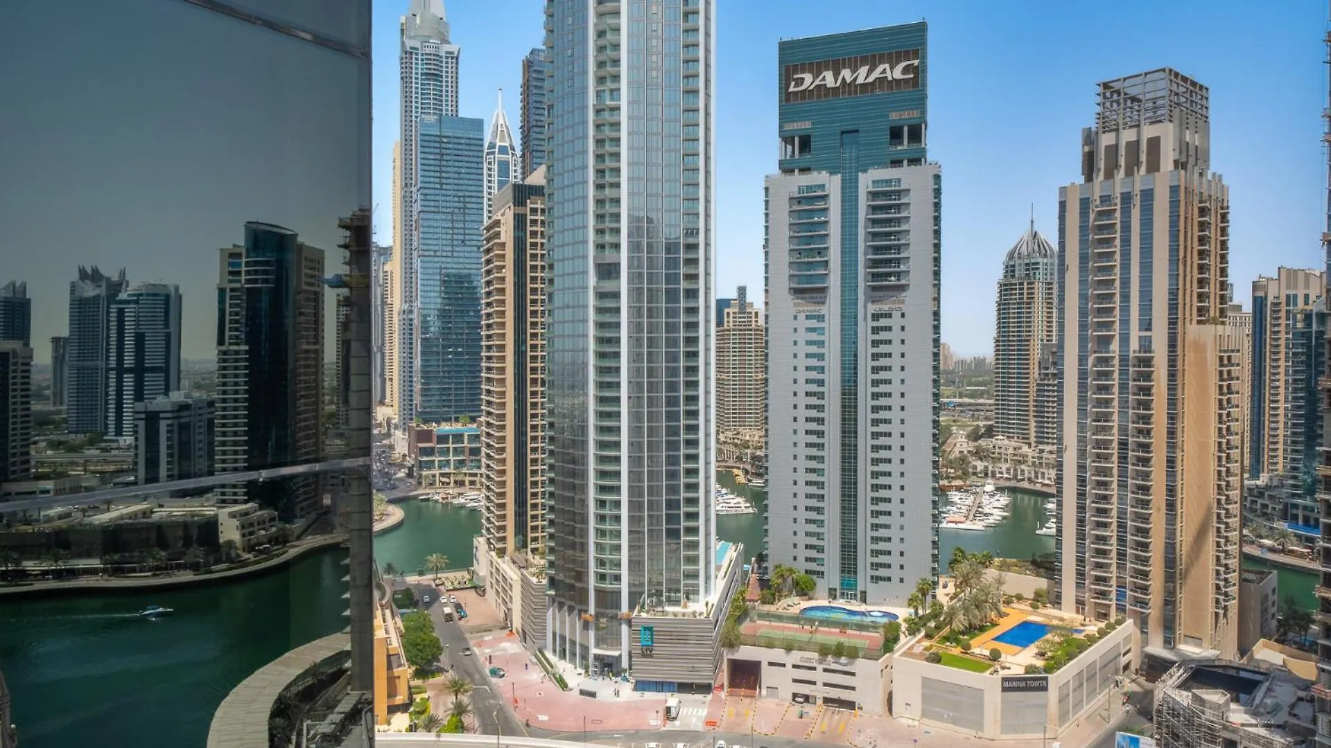 Skyline & Nostalgia Stylish 2Br Getaway Lägenhet Dubai Förenade Arabemiraten